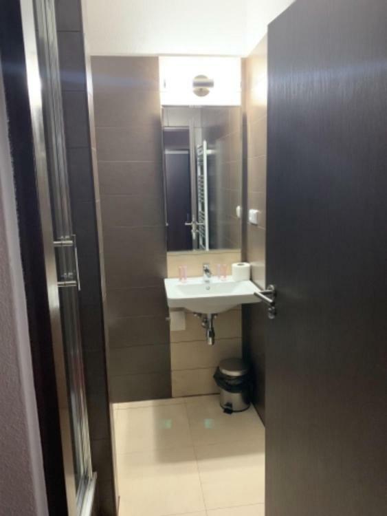 Wellness Hotel Harmonie Trebon Bagian luar foto