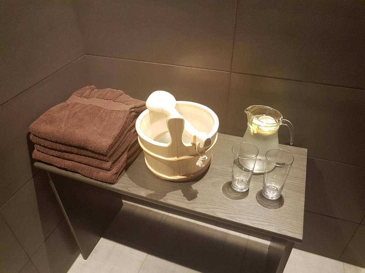 Wellness Hotel Harmonie Trebon Bagian luar foto
